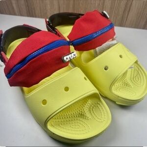 Crocs Classic All Terrain Sandals Yellow with Zipper Pouch Men’s size 8 / W10